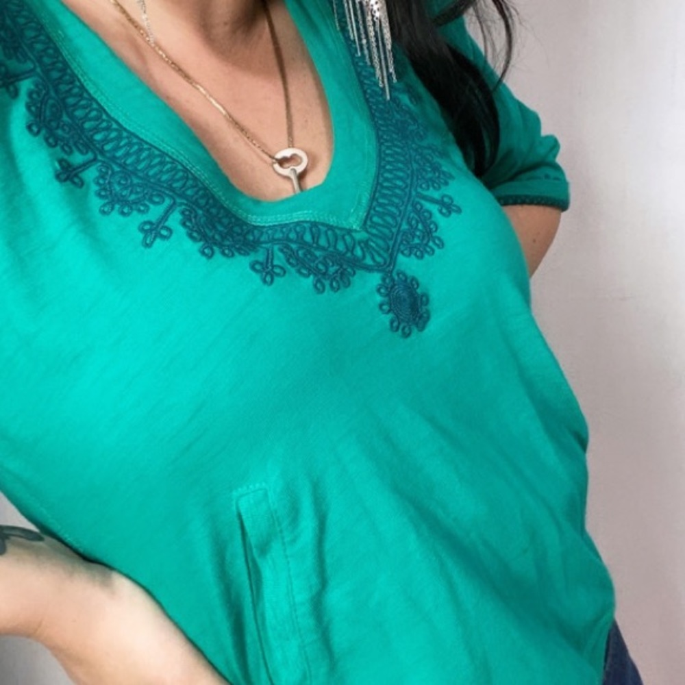 LUCKY BRAND NWT EMBROIDERED HOODIE BLOUSE TOP pending - Picture 3 of 6